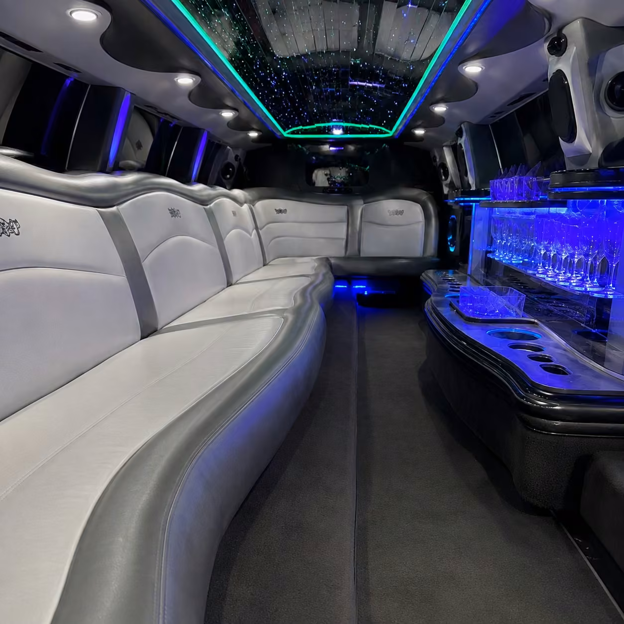 chrysler 300 limo interior